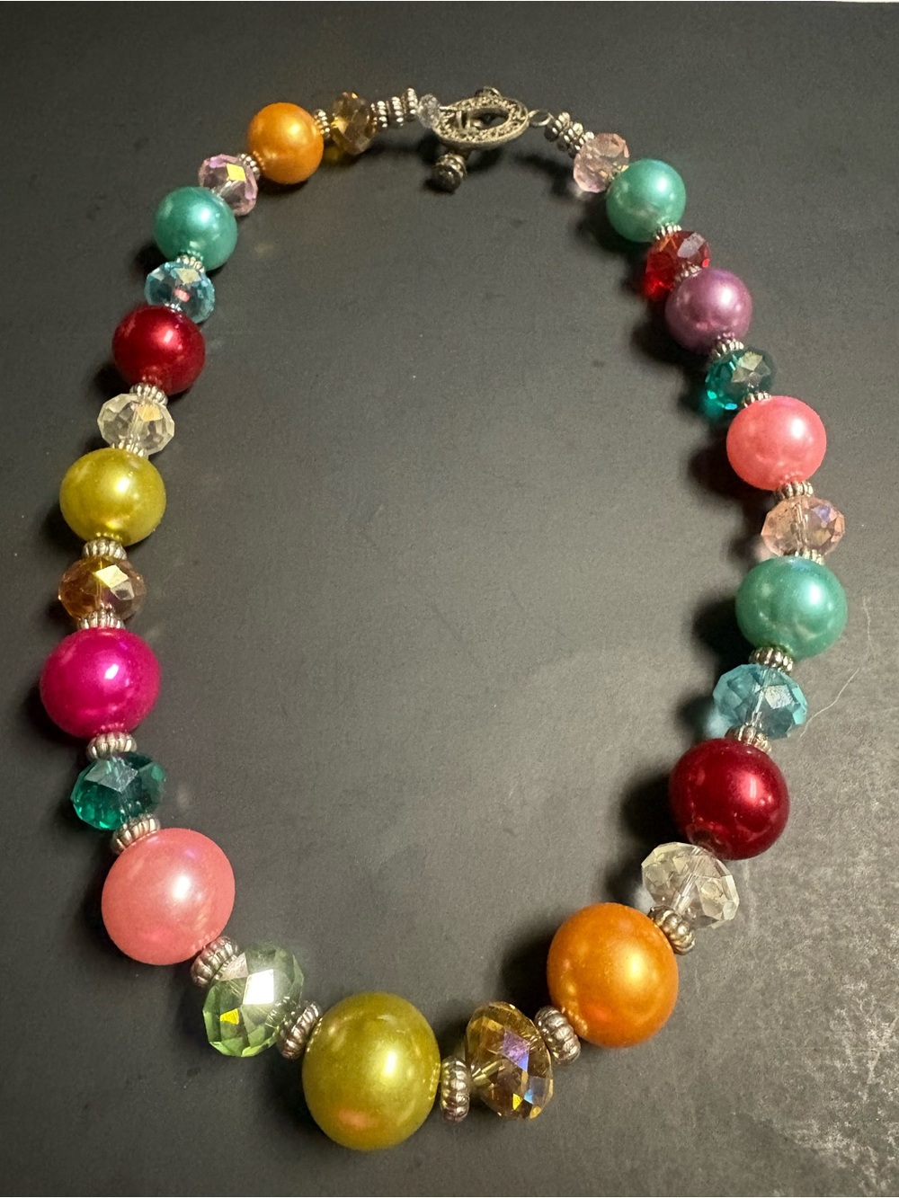 Multicolor Beaded Statement Necklace - Vibrant Pearl & Crystal Accent Fashion